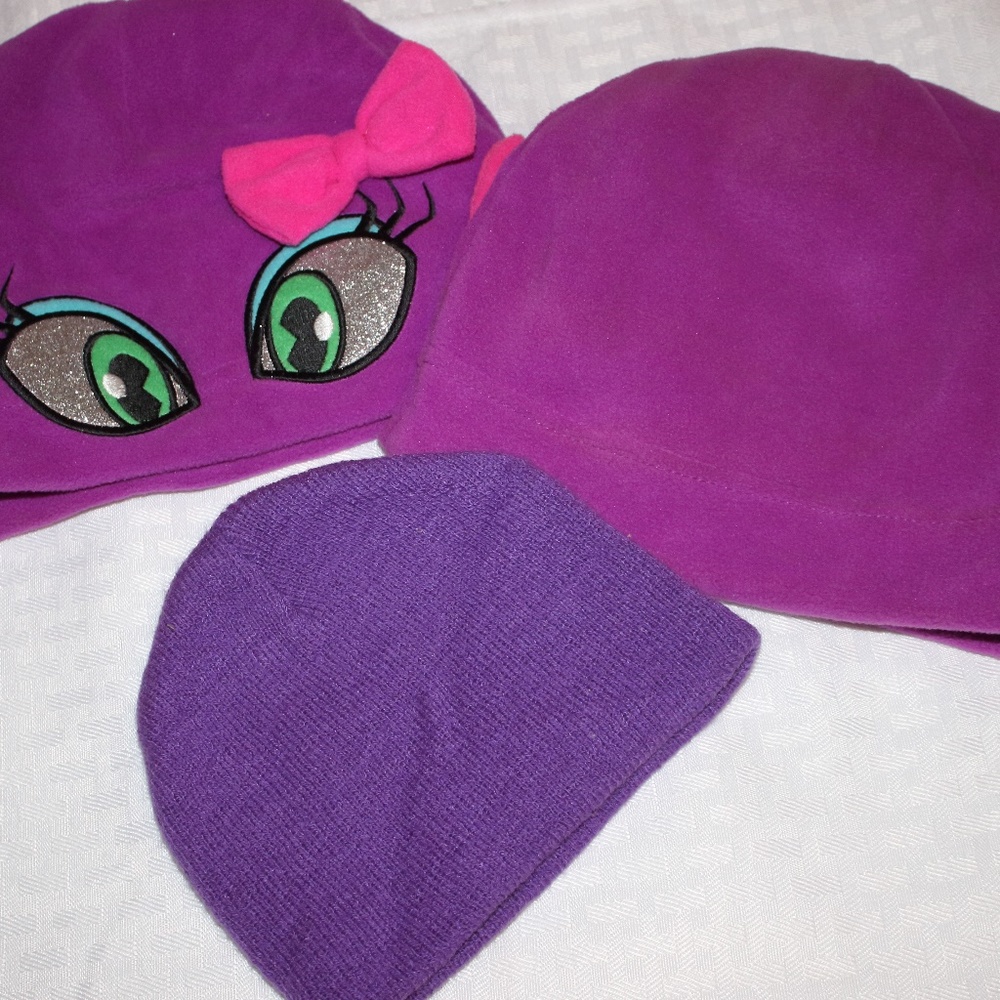 LAST CHANCE 10/20 BUNDLE OF KIDS HATS 2 IN BUNDLE - Picture 2 of 2